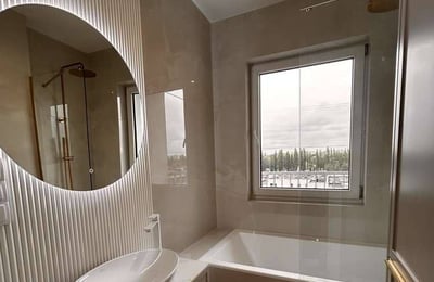 Alquiler de un moderno apartamento de 2 habitaciones, 32 m², Wola, Varsovia, Polonia
